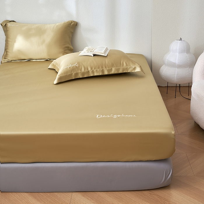 91家纺网 家纺一手货源 找家纺 黛舒家居 2025新款60S兰精天丝纯色简绣单床笠 琥珀黄