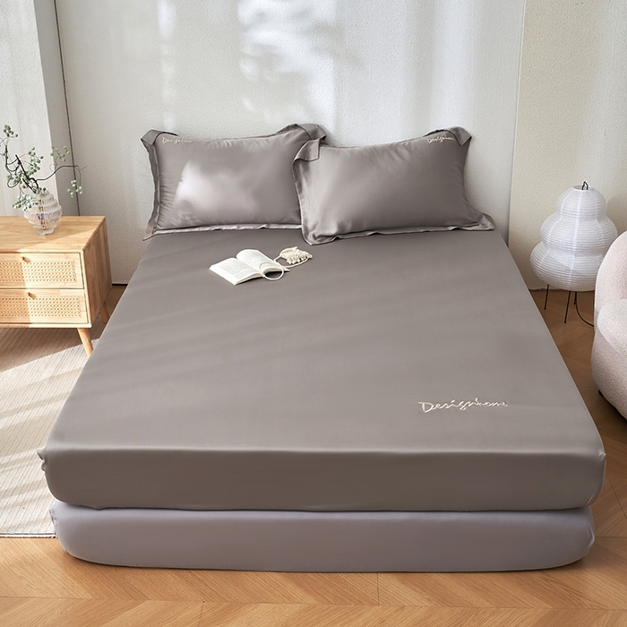 91家纺网 家纺一手货源 找家纺 黛舒家居 2025新款60S兰精天丝纯色简绣单床笠 竹卡