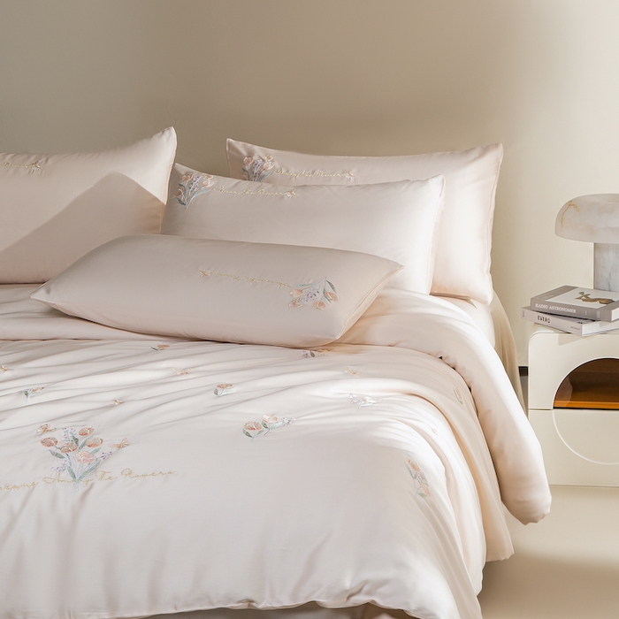 91家纺网 家纺一手货源 找家纺 千朵森 2025新款60S奥地利兰精天丝四件套-春满郁金香 郁金香金