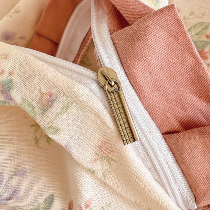 91家纺网 家纺一手货源 找家纺 （总）呗旺鹿 2025新款双层纱韩式荷叶边款四件套