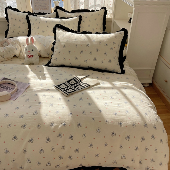 91家纺网 家纺一手货源 找家纺 红嘴企鹅 2025新款双层纱水洗棉赫本风四件套 赫本风-抱抱熊