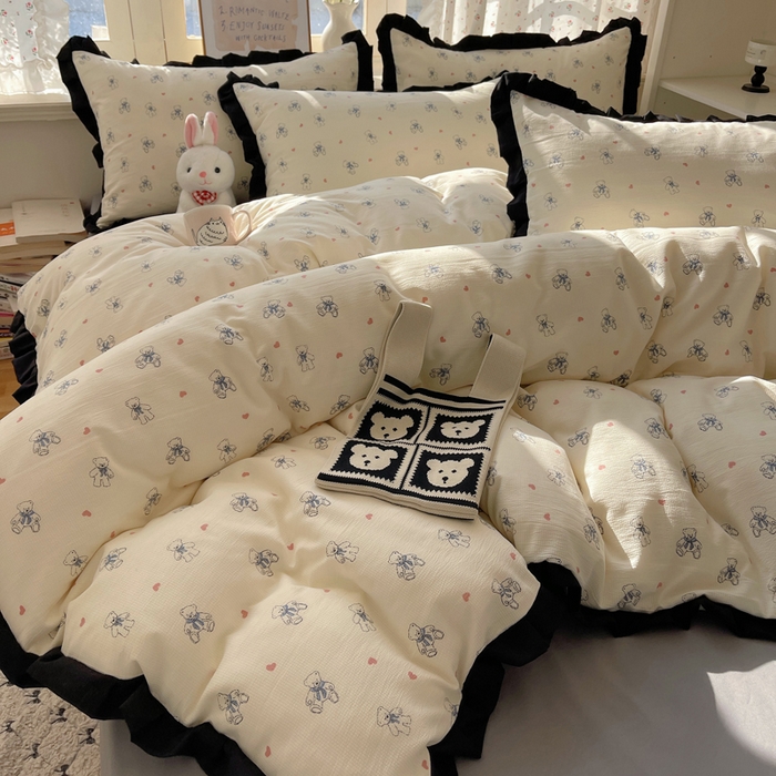 91家纺网 家纺一手货源 找家纺 红嘴企鹅 2025新款双层纱水洗棉赫本风四件套 赫本风-抱抱熊