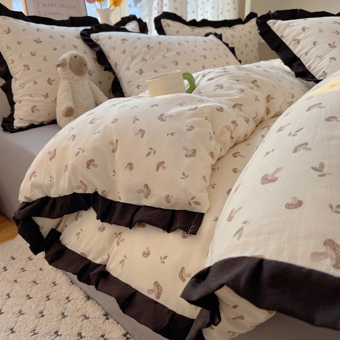 91家纺网 家纺一手货源 找家纺 红嘴企鹅 2025新款双层纱水洗棉赫本风四件套 赫本风-花蘑菇