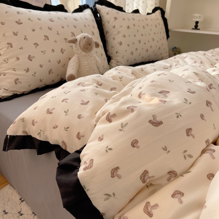 91家纺网 家纺一手货源 找家纺 红嘴企鹅 2025新款双层纱水洗棉赫本风四件套 赫本风-花蘑菇