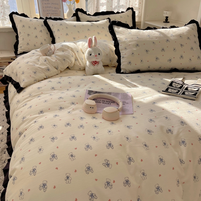 91家纺网 家纺一手货源 找家纺 红嘴企鹅 2025新款双层纱水洗棉赫本风四件套 赫本风-抱抱熊