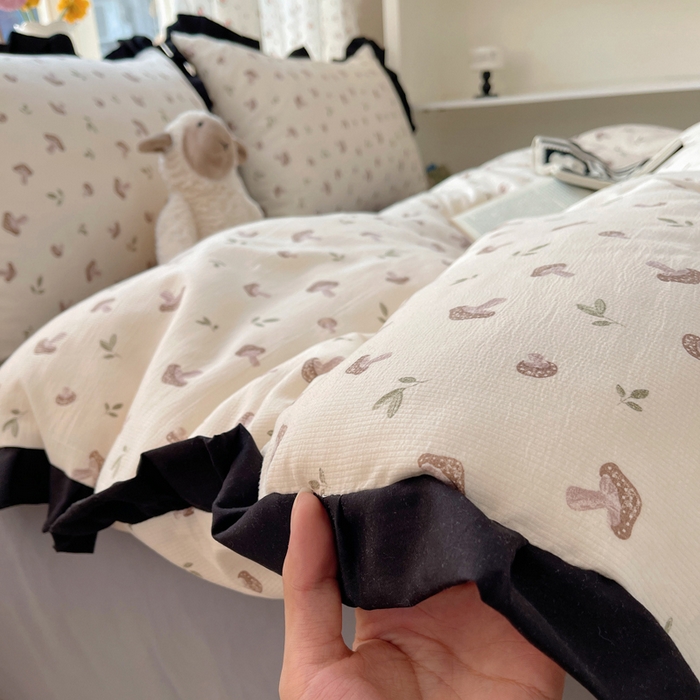 91家纺网 家纺一手货源 找家纺 红嘴企鹅 2025新款双层纱水洗棉赫本风四件套 赫本风-花蘑菇