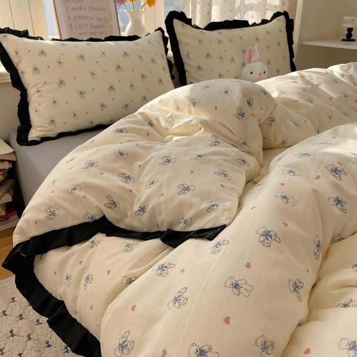 91家纺网 家纺一手货源 找家纺 红嘴企鹅 2025新款双层纱水洗棉赫本风四件套 赫本风-抱抱熊