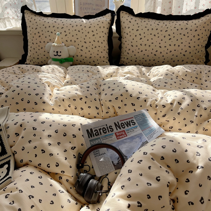 91家纺网 家纺一手货源 找家纺 红嘴企鹅 2025新款双层纱水洗棉赫本风四件套 赫本风-豹纹