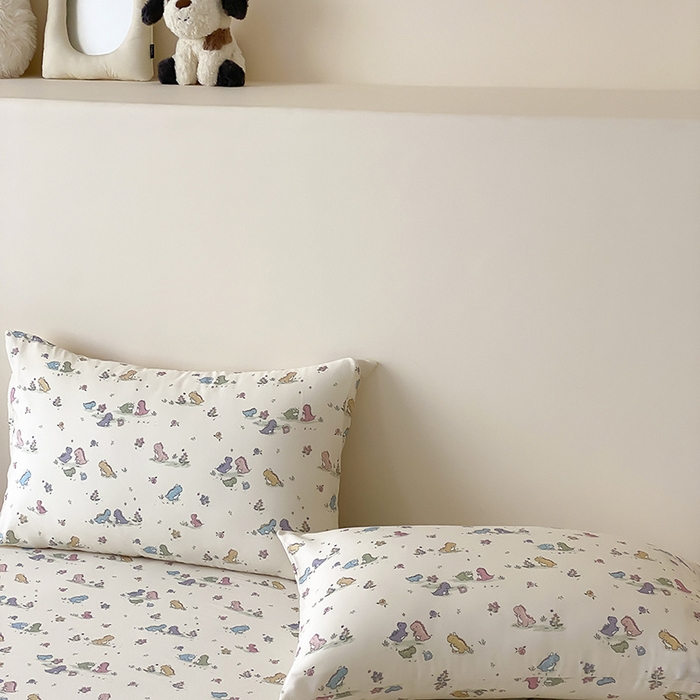 91家纺网 家纺一手货源 找家纺 时光里 2025新款双层纱系列卡通风枕套 啵啵乐园