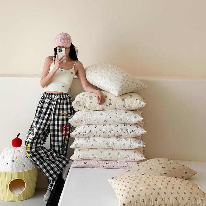 91家纺网 家纺一手货源 找家纺 时光里 2025新款双层纱系列卡通风枕套 集合图