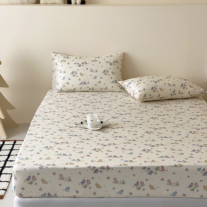 91家纺网 家纺一手货源 找家纺 时光里 2025新款双层纱系列卡通风床笠 啵啵乐园