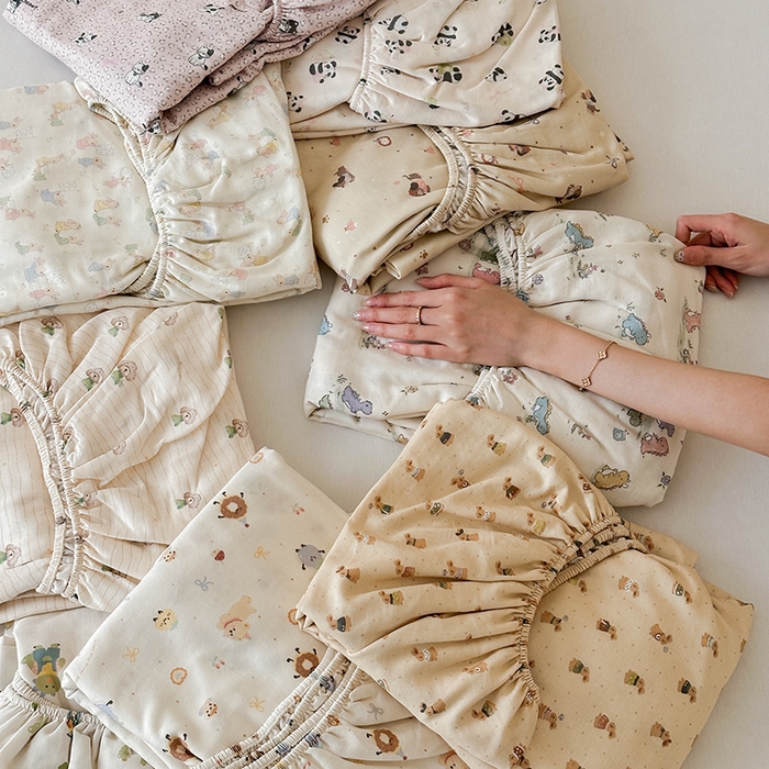 91家纺网 家纺一手货源 找家纺 时光里 2025新款双层纱系列卡通风床笠 集合图