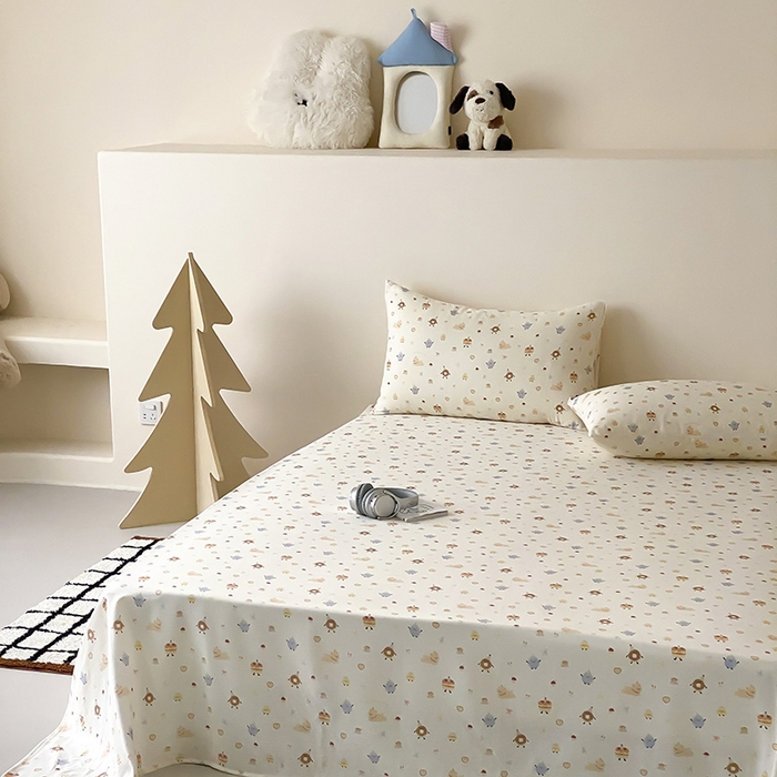 91家纺网 家纺一手货源 找家纺 时光里 2025新款双层纱系列卡通风床单 如甜初梦