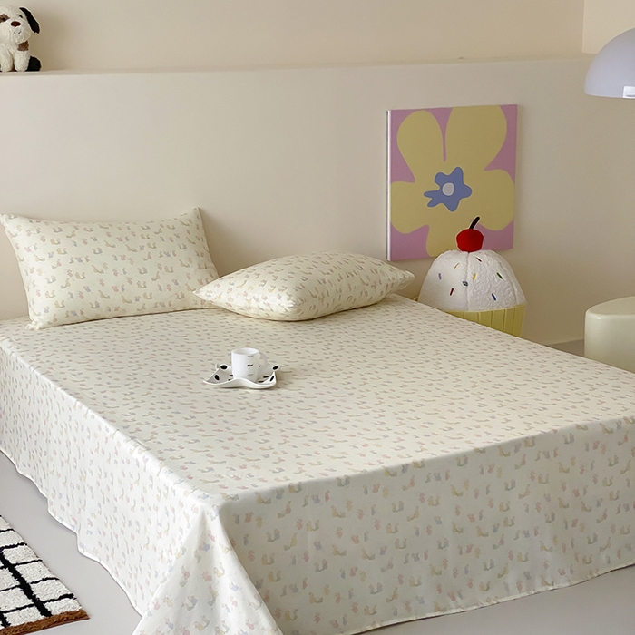 91家纺网 家纺一手货源 找家纺 时光里 2025新款双层纱系列卡通风床单 小兔乖乖