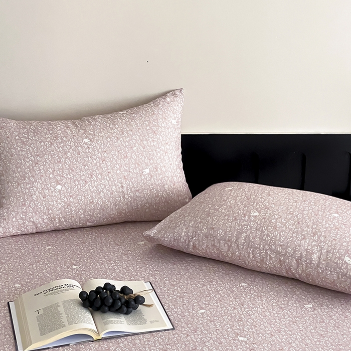 91家纺网 家纺一手货源 找家纺 时光里 2025新款双层纱系列ins风床笠 晓时光-粉