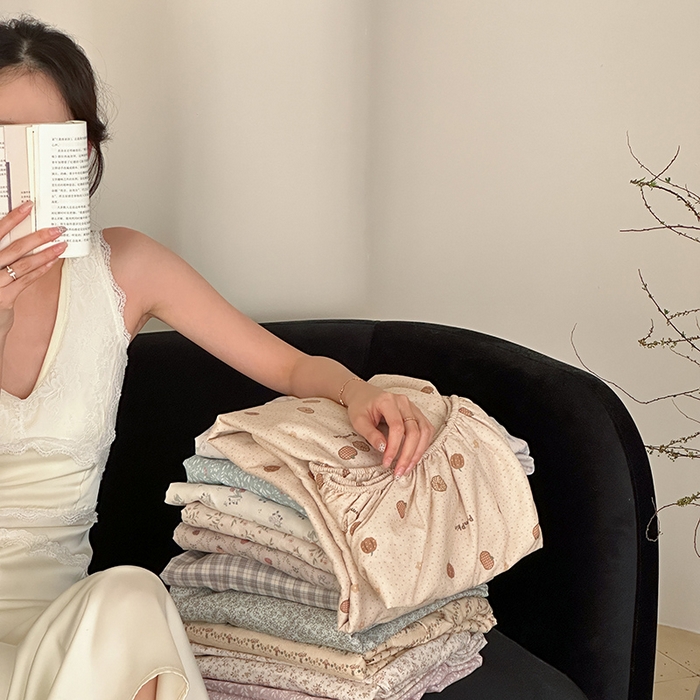 91家纺网 家纺一手货源 找家纺 时光里 2025新款双层纱系列ins风床笠 集合图