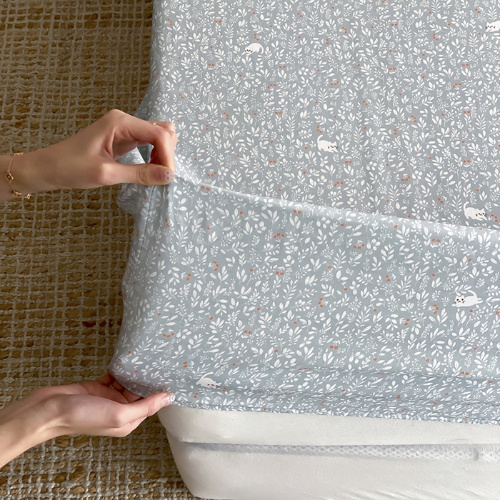 91家纺网 家纺一手货源 找家纺 时光里 2025新款双层纱系列ins风床笠 晓时光-蓝