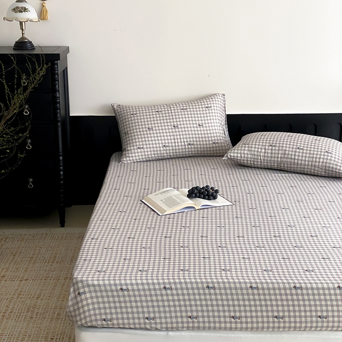 91家纺网 家纺一手货源 找家纺 时光里 2025新款双层纱系列ins风床笠 腊肠先生