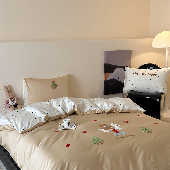 91家纺网 家纺一手货源 找家纺 （总）时光里 2025新款100S卡通风贡缎毛巾绣四件套