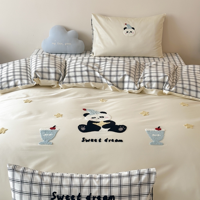 时光里 2025新款100S卡通风贡缎毛巾绣四件套 熊猫语