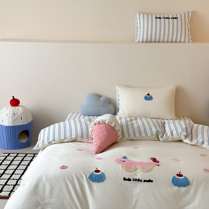 91家纺网 家纺一手货源 找家纺 时光里 2025新款100S卡通风贡缎毛巾绣四件套 伊维雅