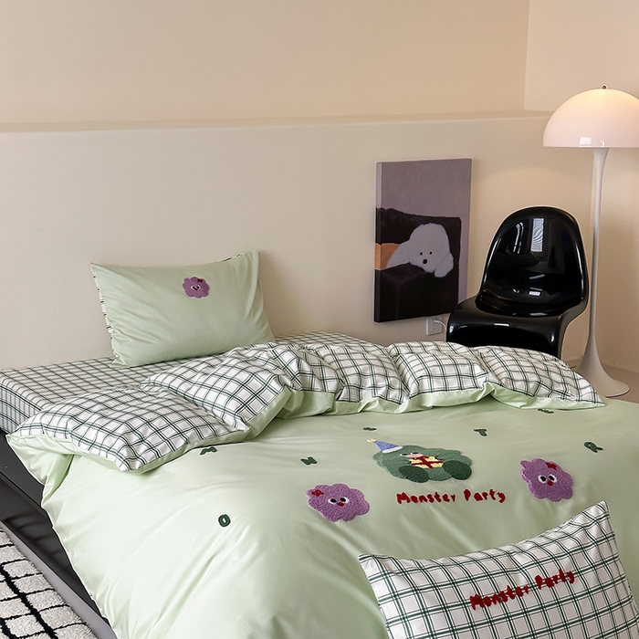 91家纺网 家纺一手货源 找家纺 时光里 2025新款100S卡通风贡缎毛巾绣四件套 许愿树