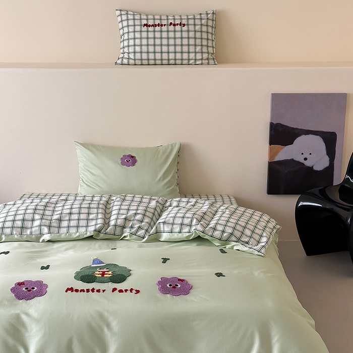 91家纺网 家纺一手货源 找家纺 时光里 2025新款100S卡通风贡缎毛巾绣四件套 许愿树