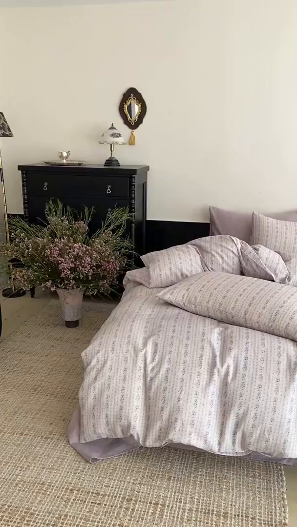 91家纺网 家纺一手货源 找家纺 时光里 2025新款A类全棉双层纱复古花卉色单品与套件 春风里-紫