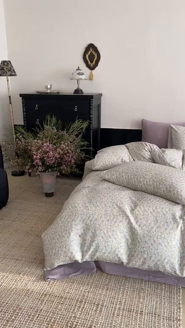 91家纺网 家纺一手货源 找家纺 时光里 2025新款A类全棉双层纱复古花卉色单品与套件 洛茨-蓝