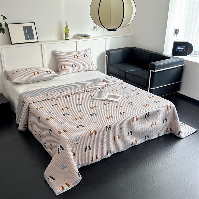 91家纺网 家纺一手货源 找家纺 美优兰 2025春夏新款双面天丝高温砂洗床盖 汪星人