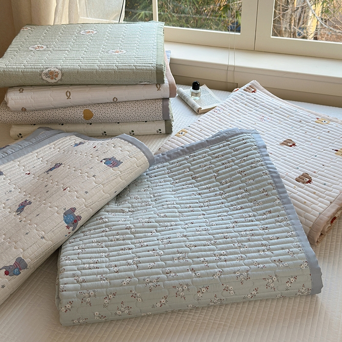 91家纺网 家纺一手货源 找家纺 美优兰 2025春夏新款双面天丝高温砂洗床盖 组合图仅供展示