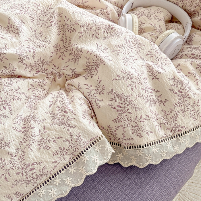 91家纺网 家纺一手货源 找家纺 仟网汇 2025新款云感皱皱双层纱全棉花边四件套 紫苏