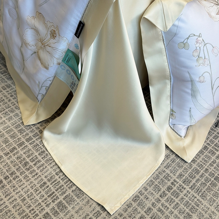 91家纺网 家纺一手货源 找家纺 若未家居 LOVEWE HOUSE 2025新款兰精天丝印花夏被及夏被四件套 西子铃兰（床单款+床盖款）