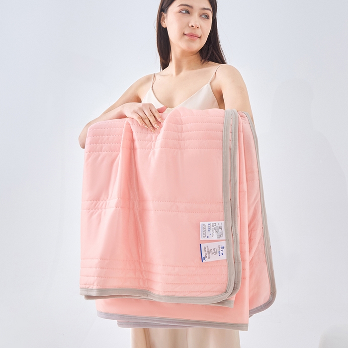 91家纺网 家纺一手货源 找家纺 丝薇雅 2025新款凉感丝夏被冰淇淋夏凉被 条纹玉色