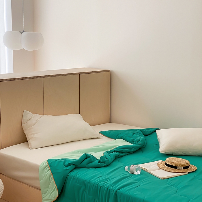 91家纺网 家纺一手货源 找家纺 时年家纺 2025新款升级版180克高定即刻凉感夏被 西瓜绿