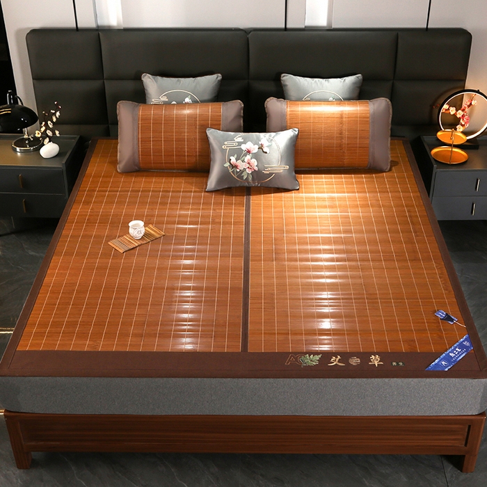 91家纺网 家纺一手货源 找家纺 森璐家纺 2025新款茶香养生竹席藤席草席冰丝席凉席子 艾草驱蚊席-反面冰丝