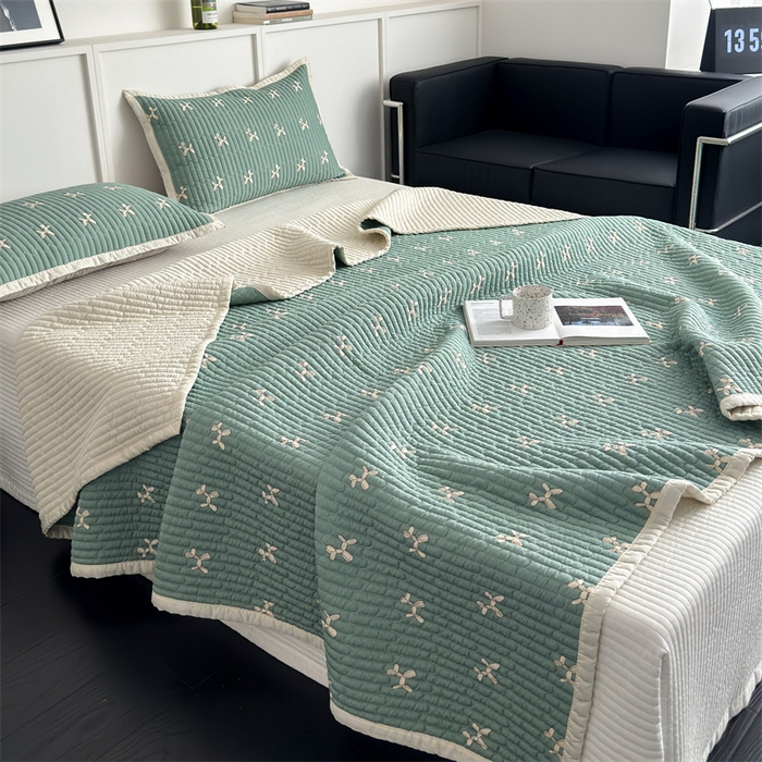 91家纺网 家纺一手货源 找家纺 美优兰 2025春夏新款双面天丝高温砂洗床盖 机器狗