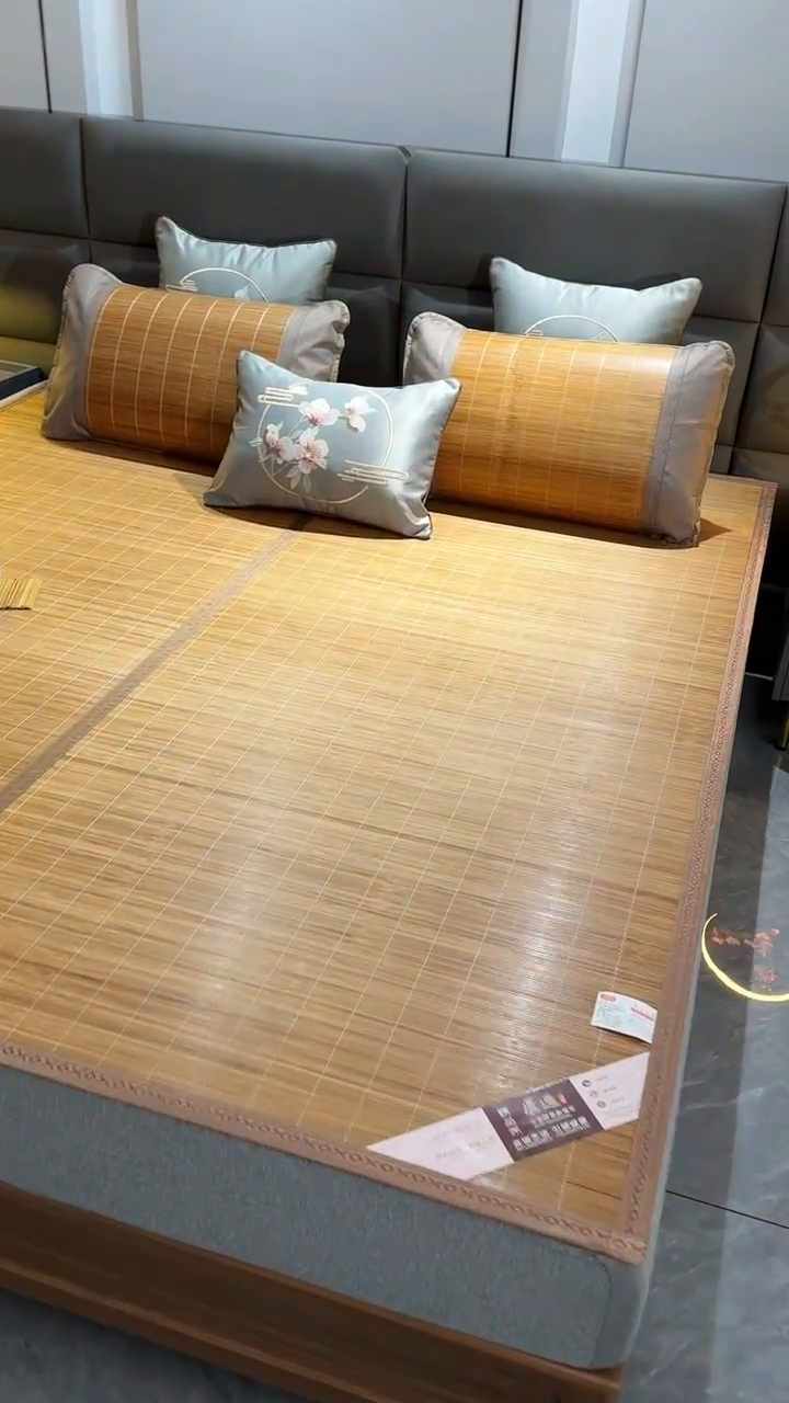 91家纺网 家纺一手货源 找家纺 森璐家纺 2025新款茶香养生竹席藤席草席冰丝席凉席子 亲肤碳化席-反面亚草