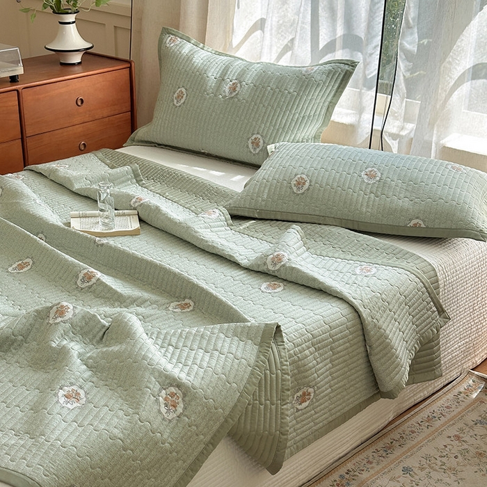 91家纺网 家纺一手货源 找家纺 美优兰 2025春夏新款双面天丝高温砂洗床盖 繁花