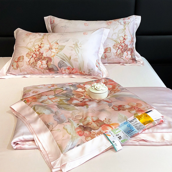 91家纺网 家纺一手货源 找家纺 若未家居 LOVEWE HOUSE 2025新款兰精天丝印花夏被及夏被四件套 花西子 粉（床单款+床盖款）