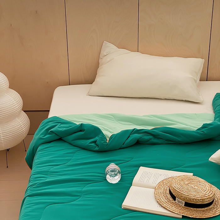 91家纺网 家纺一手货源 找家纺 时年家纺 2025新款升级版180克高定即刻凉感夏被 西瓜绿