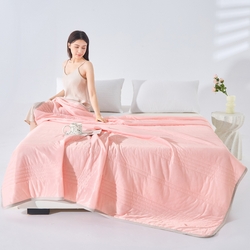 91家纺网 家纺一手货源 找家纺 丝薇雅 2025新款凉感丝夏被冰淇淋夏凉被 条纹玉色,条纹玉色