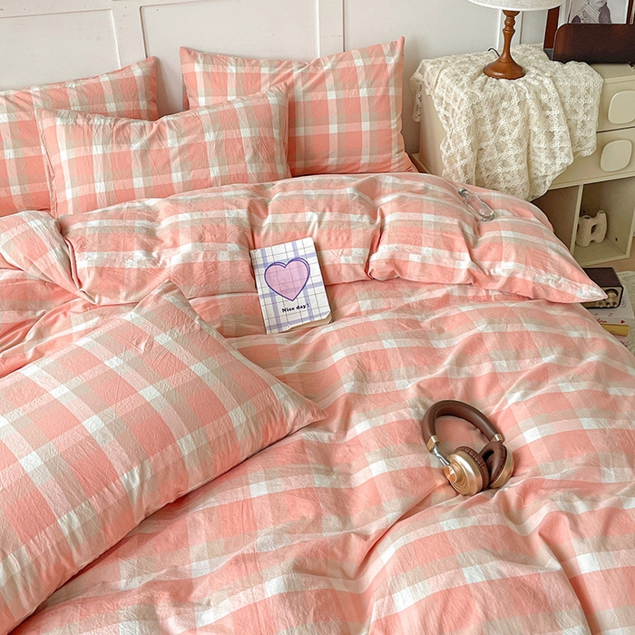 91家纺网 家纺一手货源 找家纺 大柏树 2025新款全棉水洗棉套件-床单四件套 洛伊粉咖小格