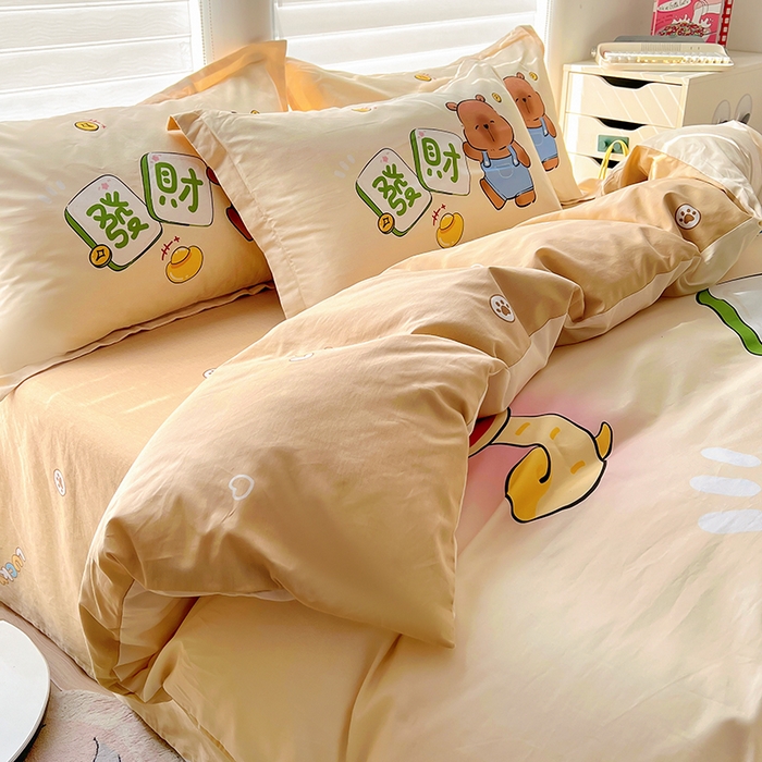 91家纺网 家纺一手货源 找家纺 2025新款原创设计卡皮巴拉全棉四件套-有作品登记证书 发财巴拉