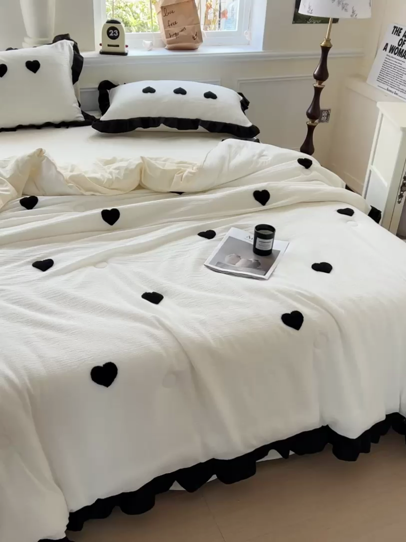 91家纺网 家纺一手货源 找家纺 梦之岛 2025新款韩版小泡泡水洗棉毛巾绣四件套-蝶梦 蝶梦爱心-奶白