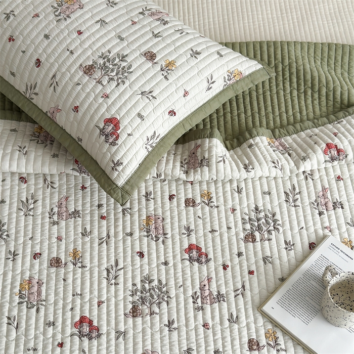 91家纺网 家纺一手货源 找家纺 美优兰 2025春夏新款双面天丝高温砂洗床盖 草坪派对