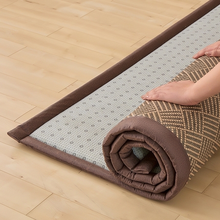 91家纺网 家纺一手货源 找家纺 绒艺席业 2025新款PE藤席地垫 饼干花 灰色