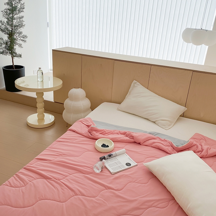 91家纺网 家纺一手货源 找家纺 时年家纺 2025新款升级版180克高定即刻凉感夏被 樱花粉