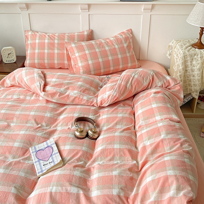 91家纺网 家纺一手货源 找家纺 大柏树 2025新款全棉水洗棉套件-床单四件套 洛伊粉咖小格