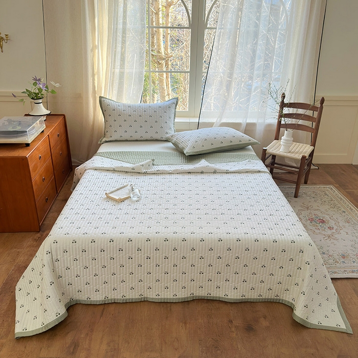 91家纺网 家纺一手货源 找家纺 美优兰 2025春夏新款双面天丝高温砂洗床盖 元气樱桃绿